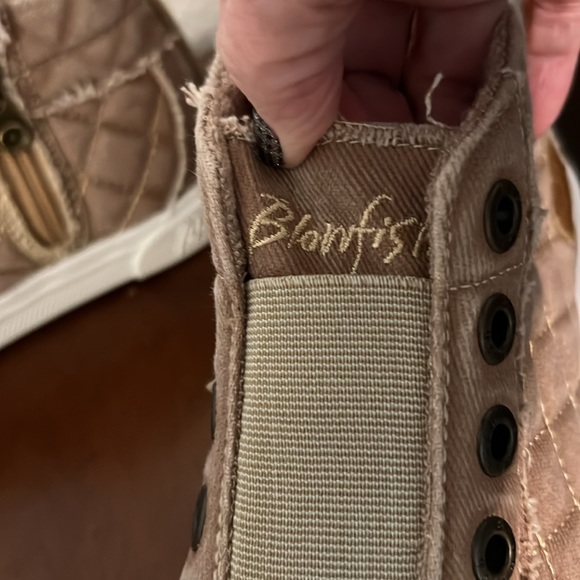 7.5m Blowfish Malibu Frazz high top sneakers - Picture 3 of 8